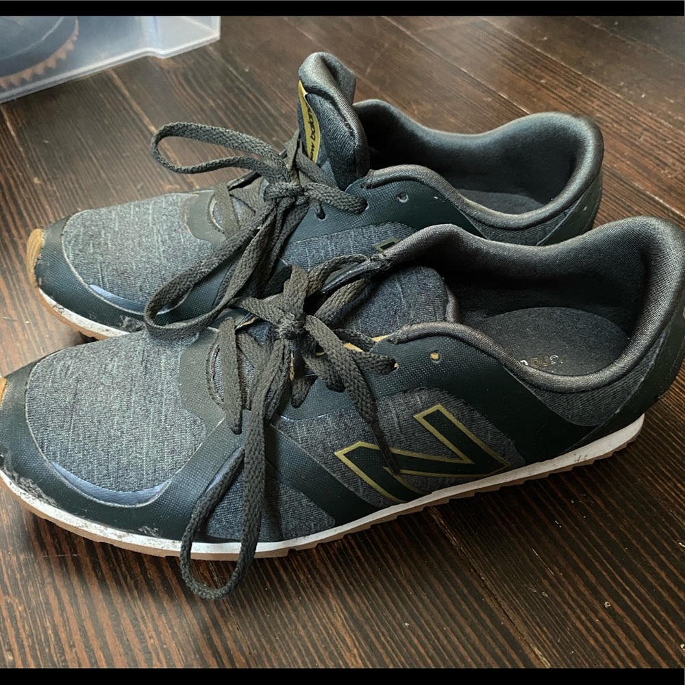 New Balance sneakers Size 8.5